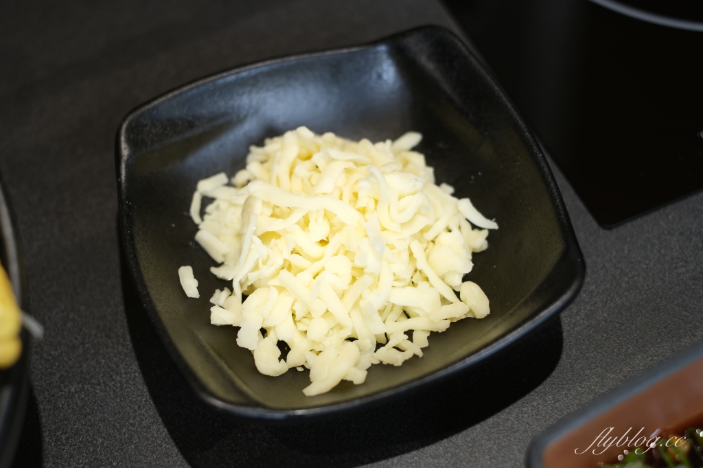 禾HER 小火鍋|188元起!Hun混最新平價小火鍋品牌,一中街超網美禾小火鍋店 @飛天璇的口袋 禾HER 小火鍋|188元起!Hun混最新平價小火鍋品牌,一中街超網美禾小火鍋店 @飛天璇的口袋