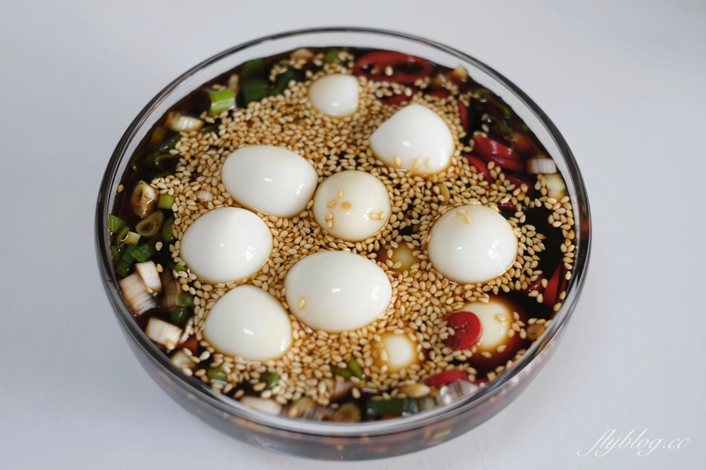 麻藥鵪鶉蛋做法｜偷吃步的麻藥鳥蛋食譜，小孩子吃也超美味下飯 @飛天璇的口袋