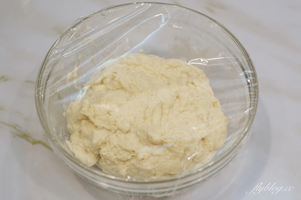 吐司食譜｜生吐司的做法｜免揉麵糰！用冷藏發酵法做生吐司，生吐司食材比例分享 @飛天璇的口袋