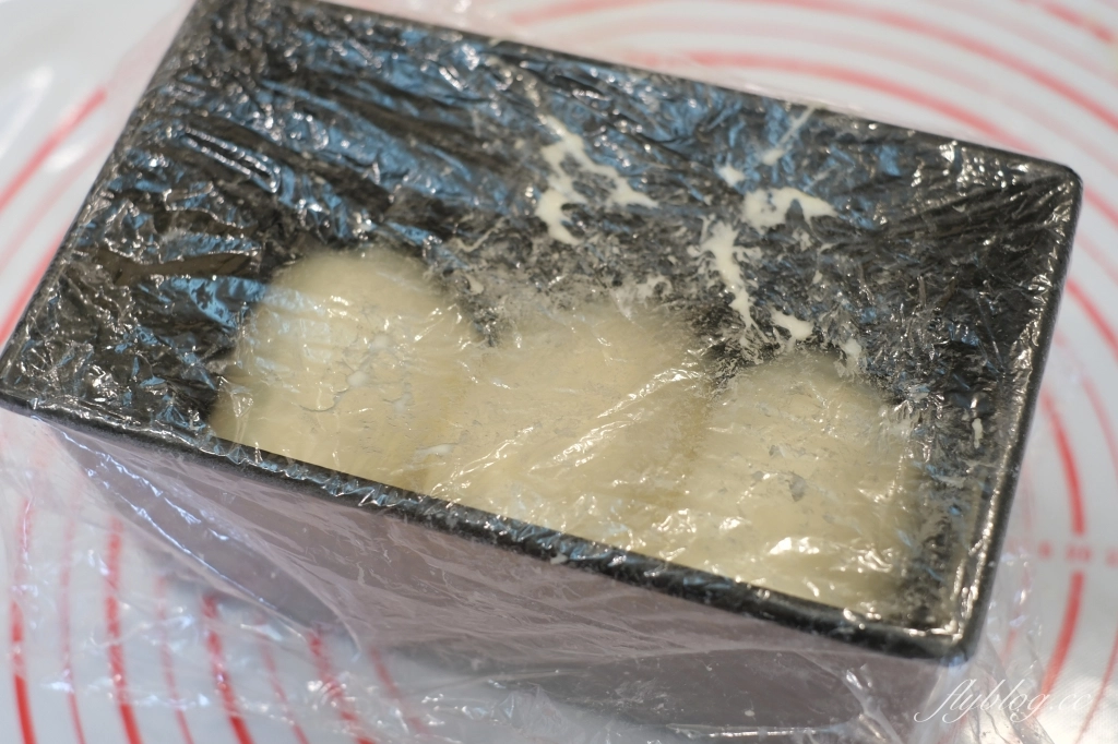 吐司食譜｜生吐司的做法｜免揉麵糰！用冷藏發酵法做生吐司，生吐司食材比例分享 @飛天璇的口袋