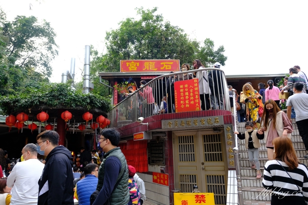 石龍宮｜南投中寮泡麵土地公廟，24小時營業的土地公廟 @飛天璇的口袋