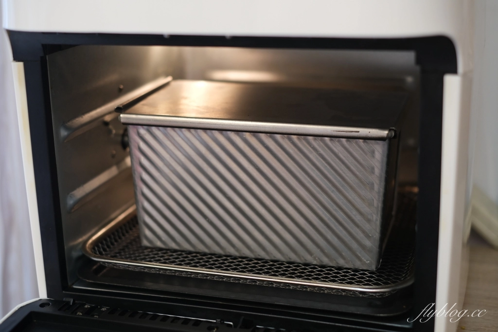 吐司食譜｜生吐司的做法｜免揉麵糰！用冷藏發酵法做生吐司，生吐司食材比例分享 @飛天璇的口袋