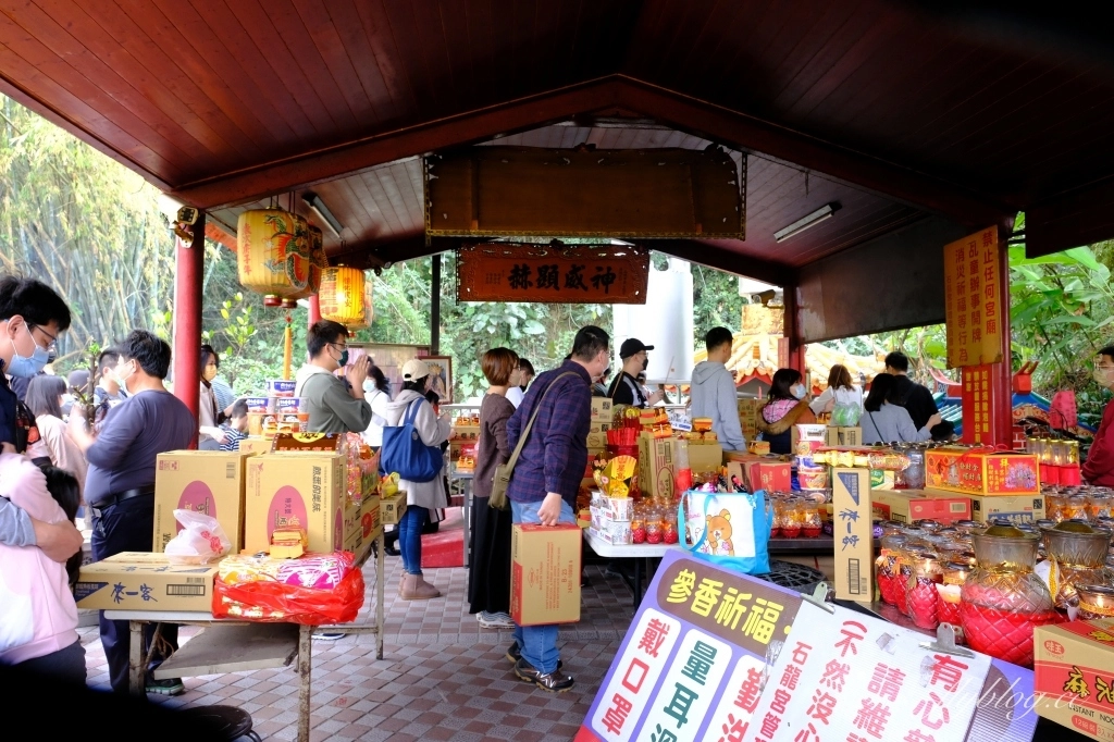 石龍宮｜南投中寮泡麵土地公廟，24小時營業的土地公廟 @飛天璇的口袋