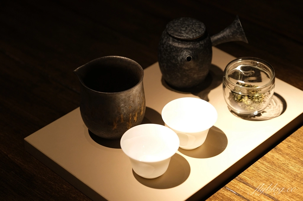 飛花落院|台中最美無菜單料理餐廳,歷經十年耗資兩億打造,充滿禪意的日式庭園 @飛天璇的口袋 飛花落院|台中最美無菜單料理餐廳,歷經十年耗資兩億打造,充滿禪意的日式庭園 @飛天璇的口袋