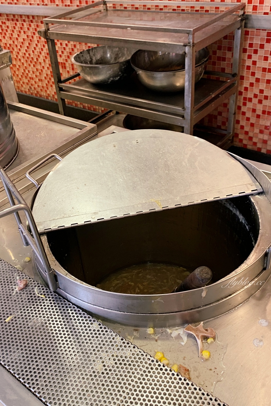 正忠排骨便當｜每天大排長龍的正忠排骨，老饕推薦必點便當口味？(附菜單) @飛天璇的口袋