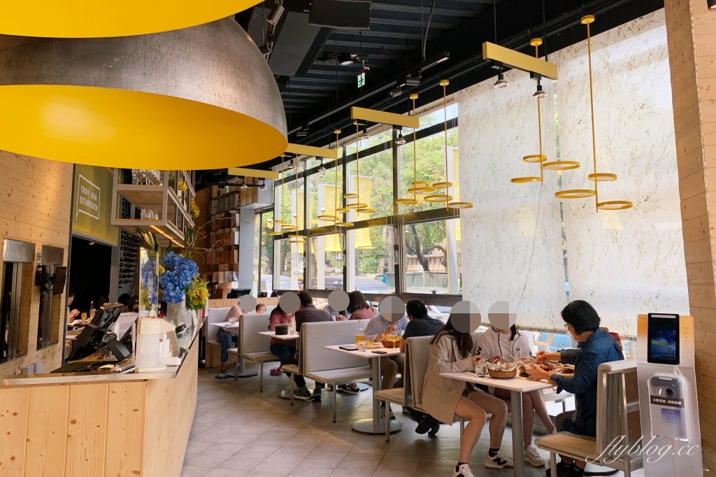 YABI KITCHEN｜瓦城集團新派亞洲料理，台中草悟道商圈美食餐廳 @飛天璇的口袋