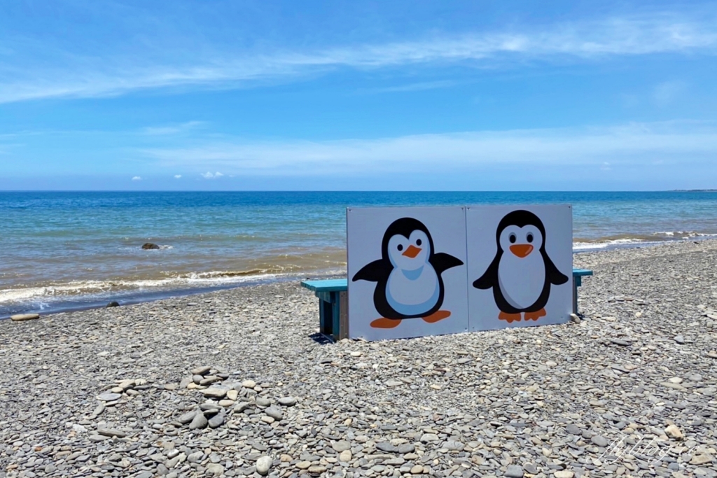 屏東枋山|品味軒休息站,前往墾丁路上的免費休息站,屏鵝公路上的網美景點,天空之鏡、網美鞦韆、椰林草屋 @飛天璇的口袋 屏東枋山|品味軒休息站,前往墾丁路上的免費休息站,屏鵝公路上的網美景點,天空之鏡、網美鞦韆、椰林草屋 @飛天璇的口袋