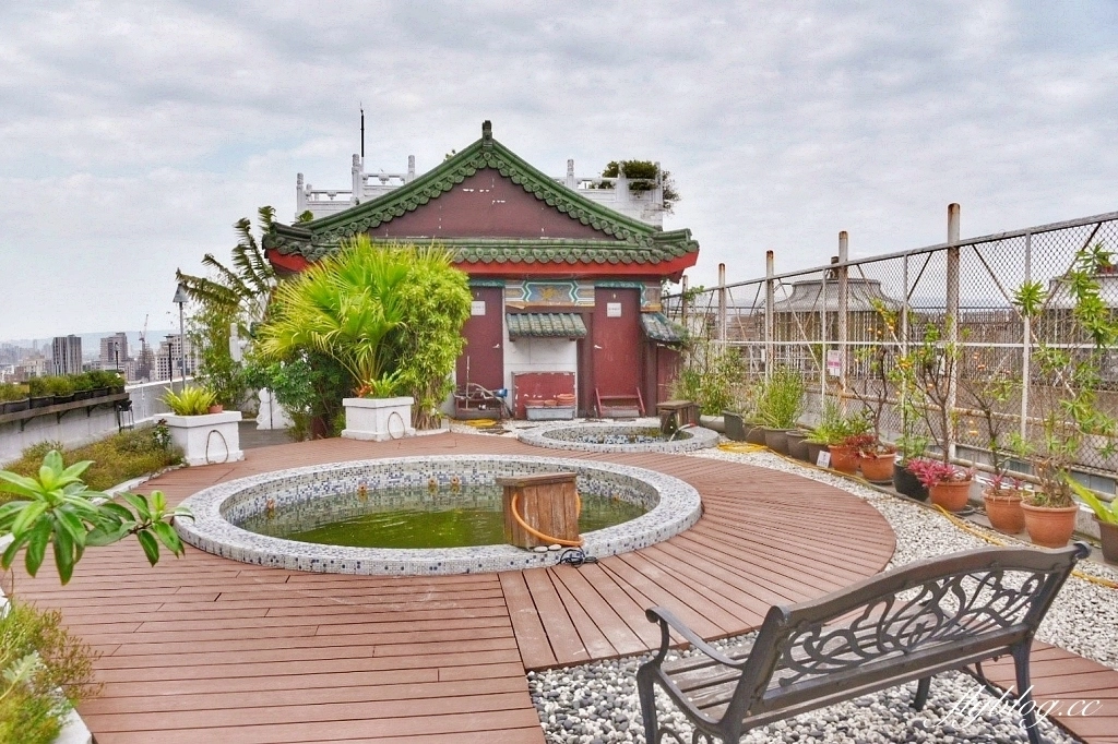 台北中正｜台北凱撒大飯店，台北車站正對面，樓下就是捷運站，交通便利美食林立 @飛天璇的口袋