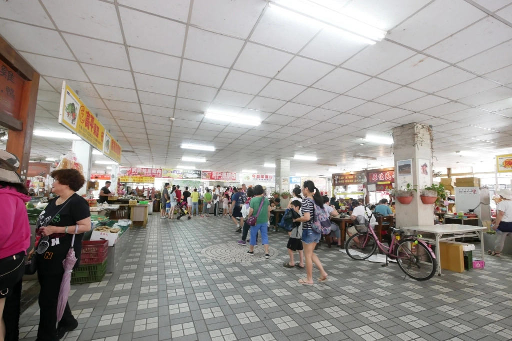 英姐小吃店｜南庄在地50年的英姐小吃，隱身市場內的超人氣勾勾麵 @飛天璇的口袋