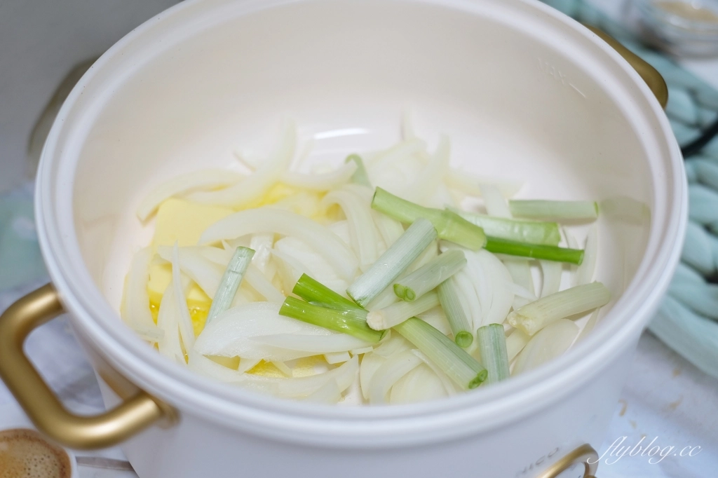 壽喜燒做法｜一鍋到底的壽喜燒食譜，超簡單壽喜燒醬汁比例 @飛天璇的口袋