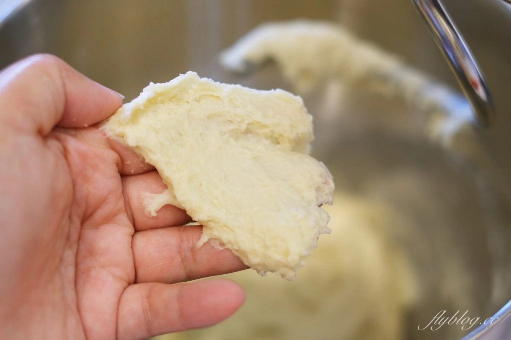 食譜分享｜甜甜圈的做法．不用烤箱免手揉食譜，第一次在家炸甜甜圈就成功 @飛天璇的口袋