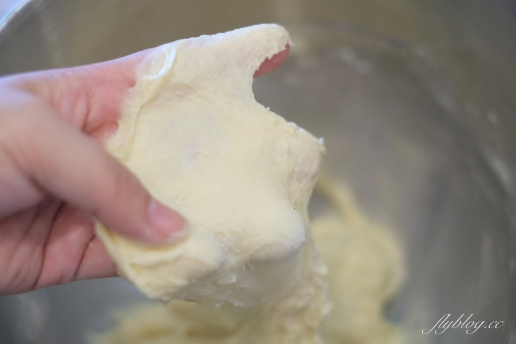 食譜分享｜甜甜圈的做法．不用烤箱免手揉食譜，第一次在家炸甜甜圈就成功 @飛天璇的口袋