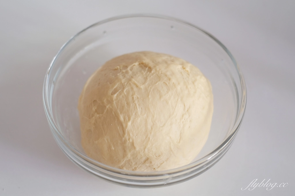 甜甜圈食譜｜沙士甜甜圈｜免攪拌機免揉麵糰，用黑松沙士做甜甜圈更方便省時 @飛天璇的口袋