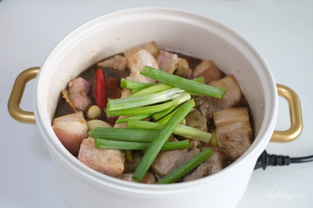 食譜分享｜滷爌肉的做法，一鍋到底的家庭滷焢肉，皮Q肉嫩油亮亮超下飯 @飛天璇的口袋