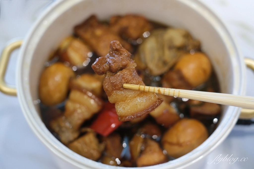 食譜分享｜滷爌肉的做法，一鍋到底的家庭滷焢肉，皮Q肉嫩油亮亮超下飯 @飛天璇的口袋