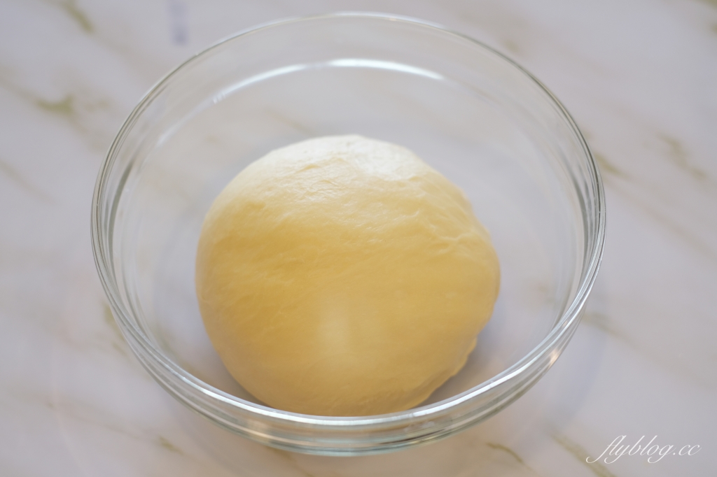 麵包食譜｜毛線球麵包做法｜新手烘焙最愛的網美級麵包，葡萄奶酥內餡口味分享 @飛天璇的口袋