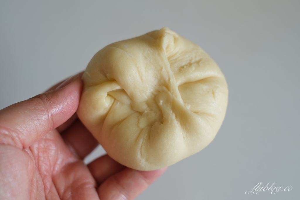 麵包食譜｜毛線球麵包做法｜新手烘焙最愛的網美級麵包，葡萄奶酥內餡口味分享 @飛天璇的口袋