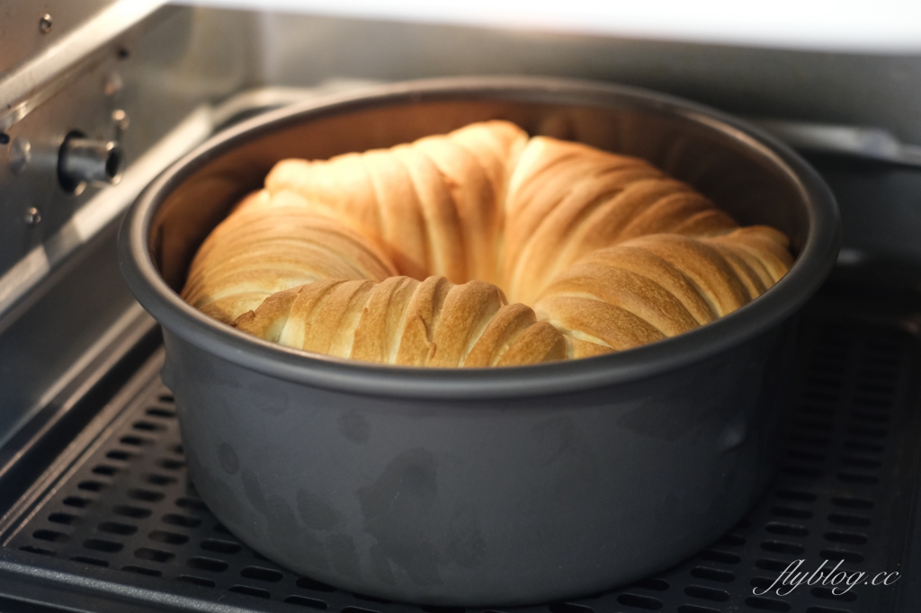 麵包食譜｜毛線球麵包做法｜新手烘焙最愛的網美級麵包，葡萄奶酥內餡口味分享 @飛天璇的口袋