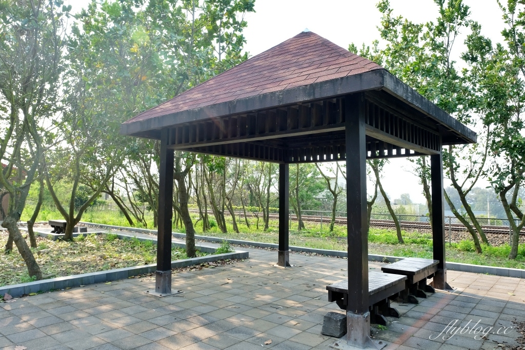 苗栗竹南|崎頂隧道文化公園,從崎頂子母隧道漫步到崎頂車站,鐵道迷必拍的火車景點,一秒進入日本動畫電影場景 @飛天璇的口袋 苗栗竹南|崎頂隧道文化公園,從崎頂子母隧道漫步到崎頂車站,鐵道迷必拍的火車景點,一秒進入日本動畫電影場景 @飛天璇的口袋