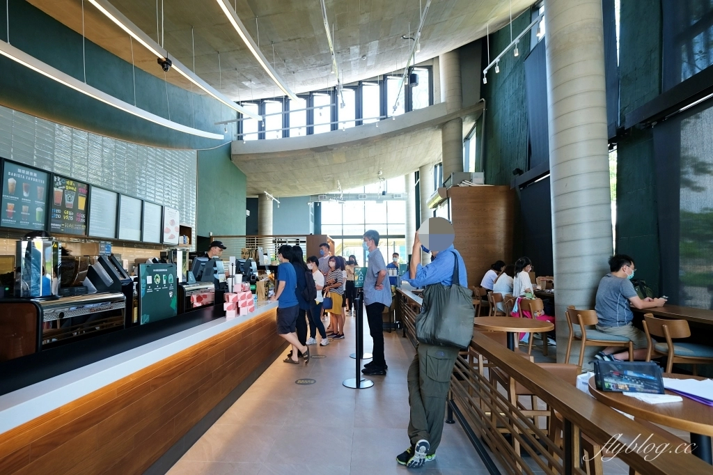 台中北屯|松竹路星巴克洲際店.第一次以棒球場為主題星巴克,臨近74快速道路和洲際棒球場 @飛天璇的口袋 台中北屯|松竹路星巴克洲際店.第一次以棒球場為主題星巴克,臨近74快速道路和洲際棒球場 @飛天璇的口袋