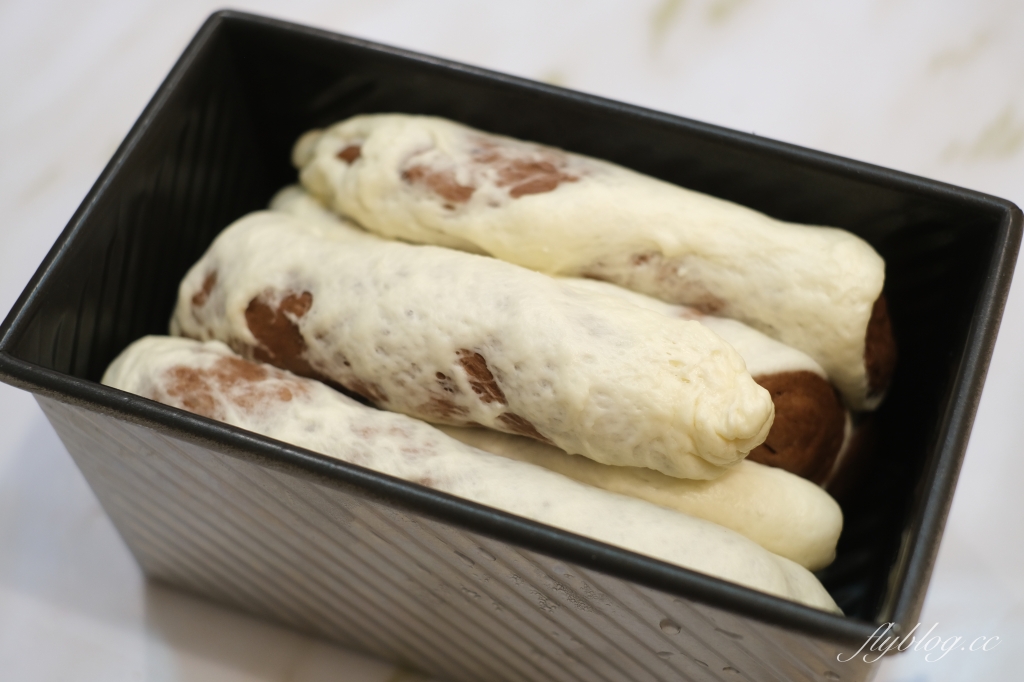 吐司食譜｜超可愛的長頸鹿吐司怎麼做？攪拌機做法和食譜比例分享 @飛天璇的口袋