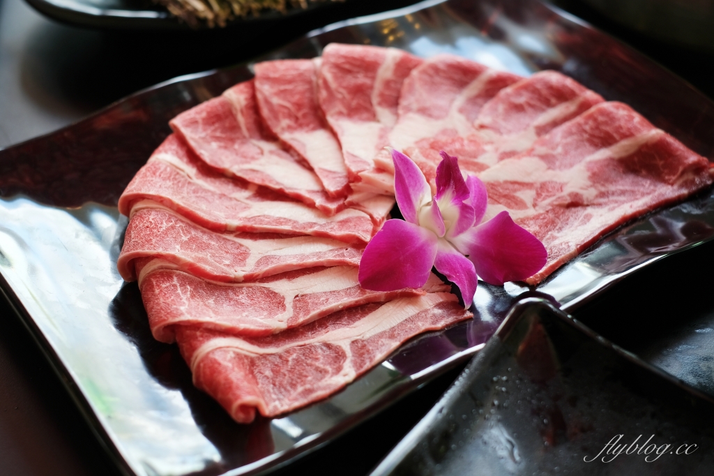 台中西區｜新馬辣經典麻辣鍋Plus+ 台中公益店，台中麻辣火鍋吃到飽 @飛天璇的口袋