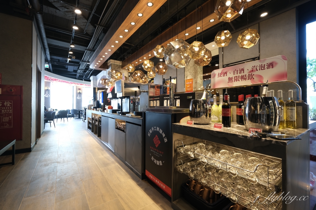 台中西區｜新馬辣經典麻辣鍋Plus+ 台中公益店，台中麻辣火鍋吃到飽 @飛天璇的口袋