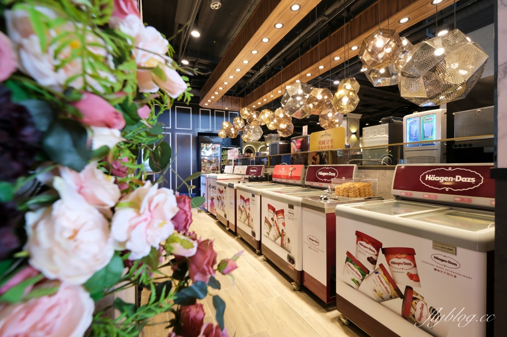 台中西區｜新馬辣經典麻辣鍋Plus+ 台中公益店，台中麻辣火鍋吃到飽 @飛天璇的口袋