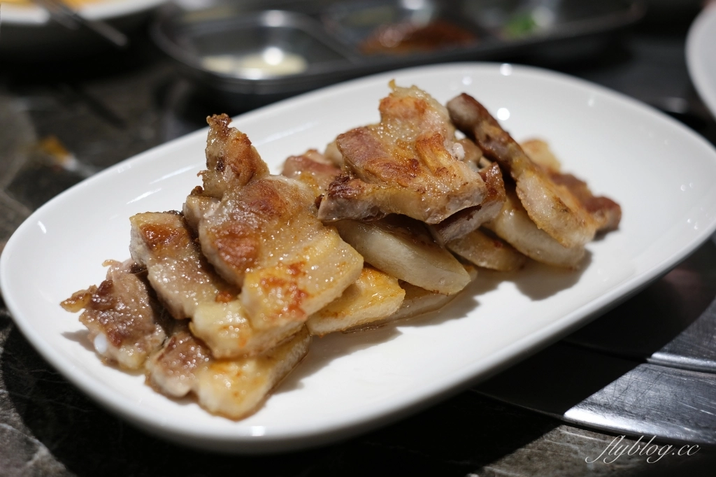 台北松山|韓食堂한식당,台北必吃韓式料理,道地的韓國豬腳和水冷麵(附菜單) @飛天璇的口袋 台北松山|韓食堂한식당,台北必吃韓式料理,道地的韓國豬腳和水冷麵(附菜單) @飛天璇的口袋