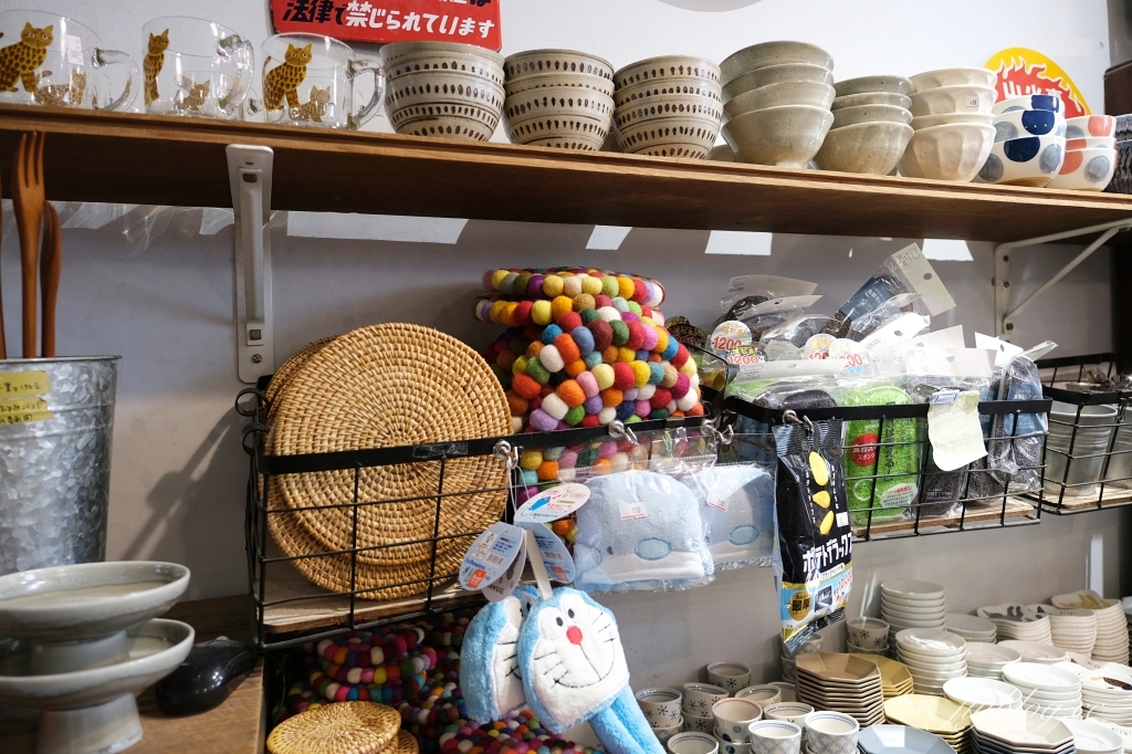 台南中區｜餐桌上的鹿早，台南超美餐具選物店，浪漫的九重葛老屋，IG上台南熱門打卡景點 @飛天璇的口袋