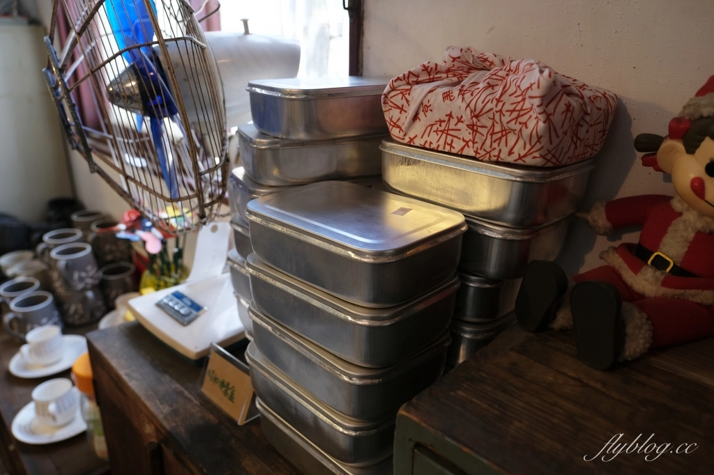 台南中區｜餐桌上的鹿早，台南超美餐具選物店，浪漫的九重葛老屋，IG上台南熱門打卡景點 @飛天璇的口袋