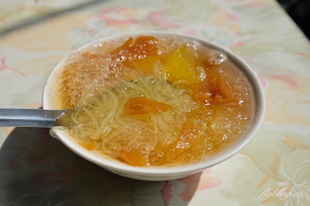 彰化鹿港｜發記粉粿．鹿港第一市場50年粉粿冰，每日純手工製作的古早味 @飛天璇的口袋