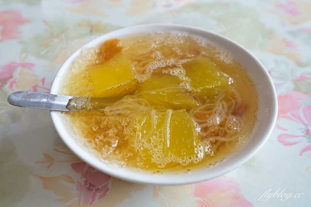 彰化鹿港｜發記粉粿．鹿港第一市場50年粉粿冰，每日純手工製作的古早味 @飛天璇的口袋