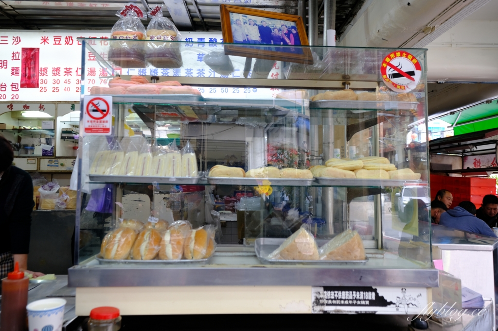 花蓮美食｜廟口紅茶，花蓮廟口50年鋼管紅茶，必吃經典台式早餐，台式馬卡龍伴手禮 @飛天璇的口袋