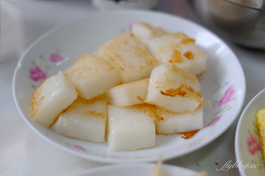花蓮美食｜廟口紅茶，花蓮廟口50年鋼管紅茶，必吃經典台式早餐，台式馬卡龍伴手禮 @飛天璇的口袋