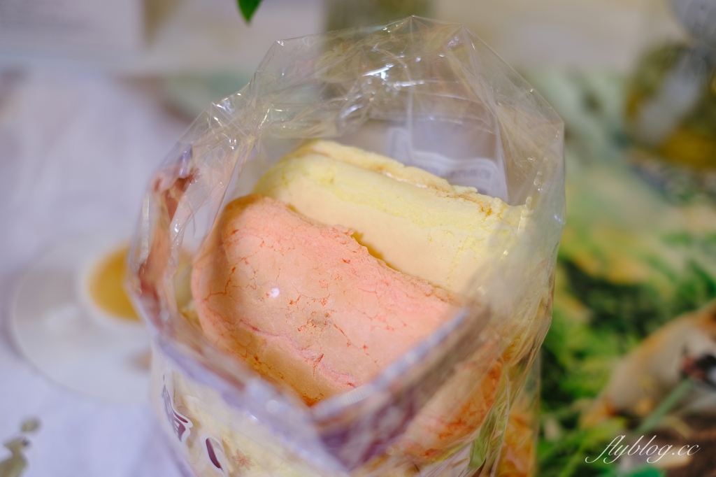 花蓮美食｜廟口紅茶，花蓮廟口50年鋼管紅茶，必吃經典台式早餐，台式馬卡龍伴手禮 @飛天璇的口袋