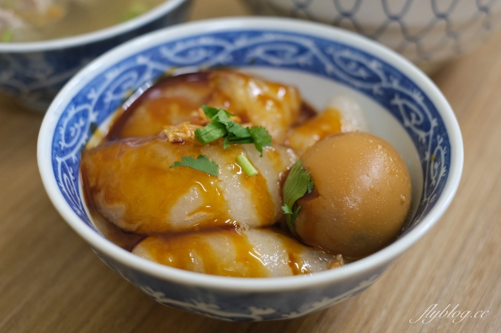 苗栗大湖｜食朝食晝．隱身市場內的文青風客家麵館，水晶餃和乾麵都很好吃 @飛天璇的口袋