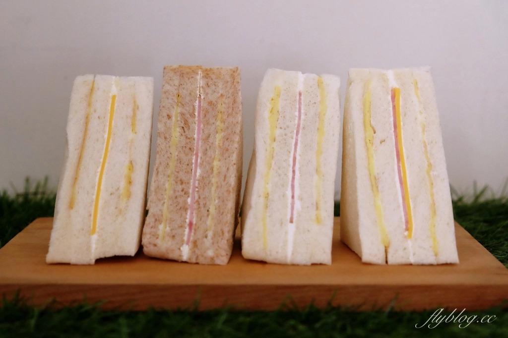 台中南區｜洪瑞珍餅店．紅到國外去的洪瑞珍三明治，台中必買伴手禮推薦 @飛天璇的口袋