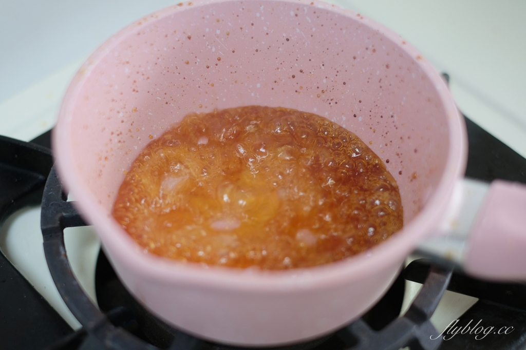 食譜分享｜日式焦糖布丁做法，香醇又滑嫩的古早味布丁，烤箱和大同電鍋都可以在家做 @飛天璇的口袋