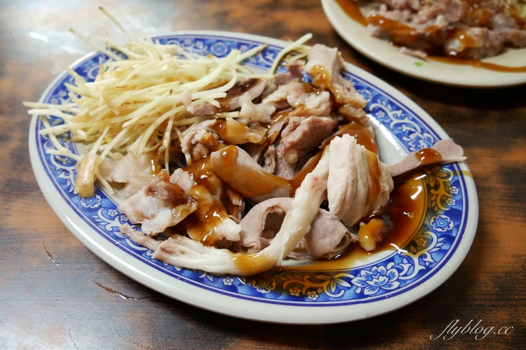 台中西區｜水源地玉里麵．台中也有好吃的玉里麵，用餐時間總是滿滿的人潮 @飛天璇的口袋