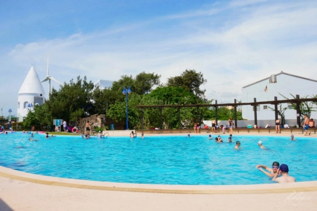 台中大安｜大安海水濱海樂園．每年夏天6~8月開園，2024台中海洋觀光季活動內容 @飛天璇的口袋