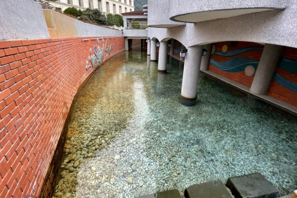 宜蘭蘇澳｜蘇澳冷泉公園，天下第一奇泉，蘇澳冷泉和阿里史就是夏天最天然的戲水樂園 @飛天璇的口袋