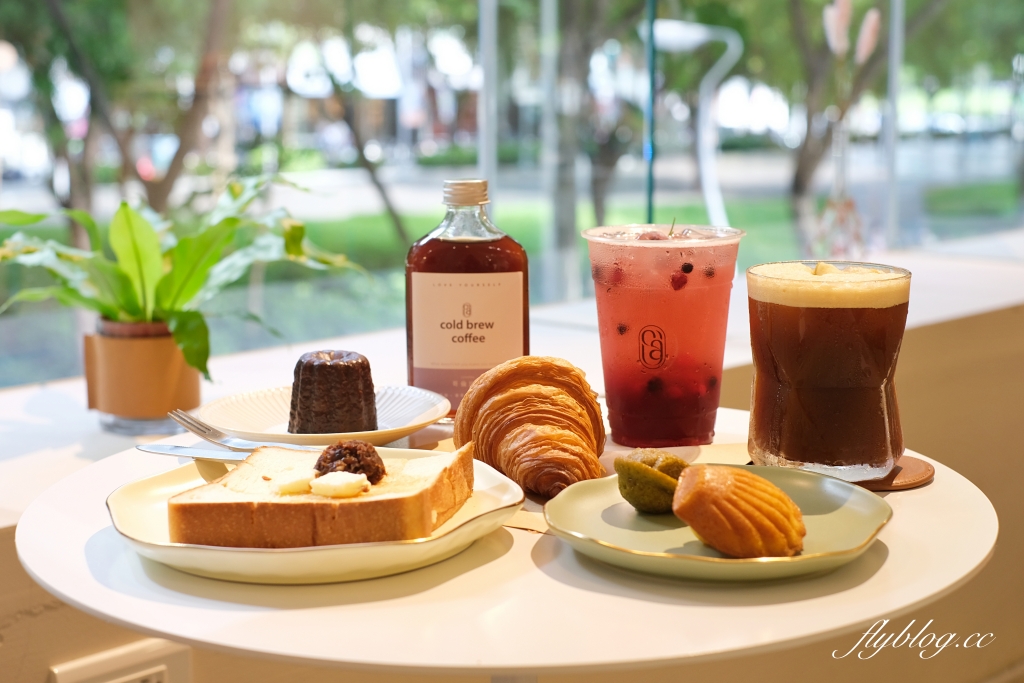 CAF&Eacute; de S&rsquo;AIME｜勤美商圈S’AIME東京企劃皮件咖啡館，坐擁草悟道第一排綠意美景 @飛天璇的口袋