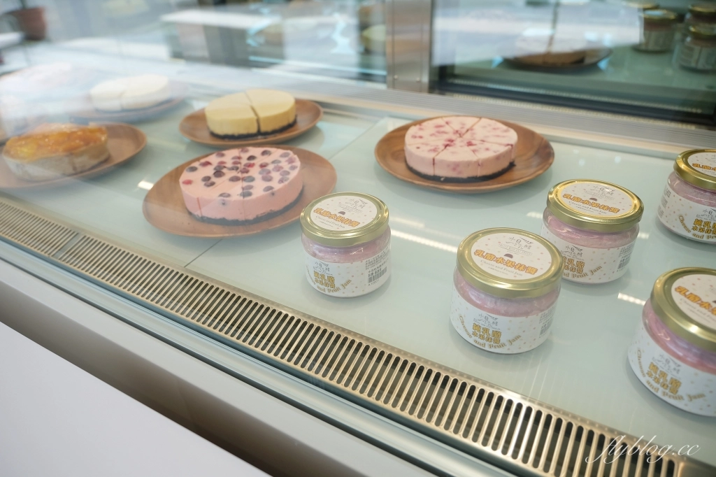 台中北屯|水母吃乳酪,老字號乳酪蛋糕專賣店很網美,台中在地20年乳酪蛋糕專賣店 @飛天璇的口袋 台中北屯|水母吃乳酪,老字號乳酪蛋糕專賣店很網美,台中在地20年乳酪蛋糕專賣店 @飛天璇的口袋