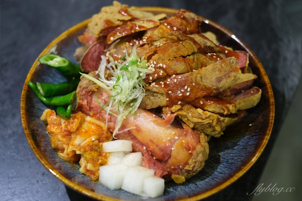 台中西屯｜知肉極緻韓燒肉．大股最新韓式燒肉品牌，中科商圈韓式燒肉新風貌 @飛天璇的口袋