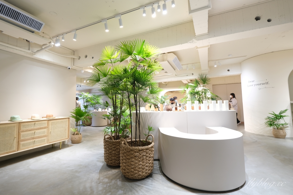 CAF&Eacute; de S&rsquo;AIME｜勤美商圈S’AIME東京企劃皮件咖啡館，坐擁草悟道第一排綠意美景 @飛天璇的口袋