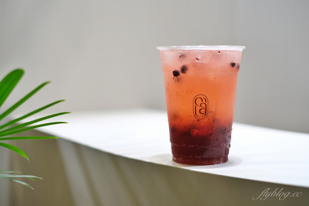 CAF&Eacute; de S&rsquo;AIME｜勤美商圈S’AIME東京企劃皮件咖啡館，坐擁草悟道第一排綠意美景 @飛天璇的口袋