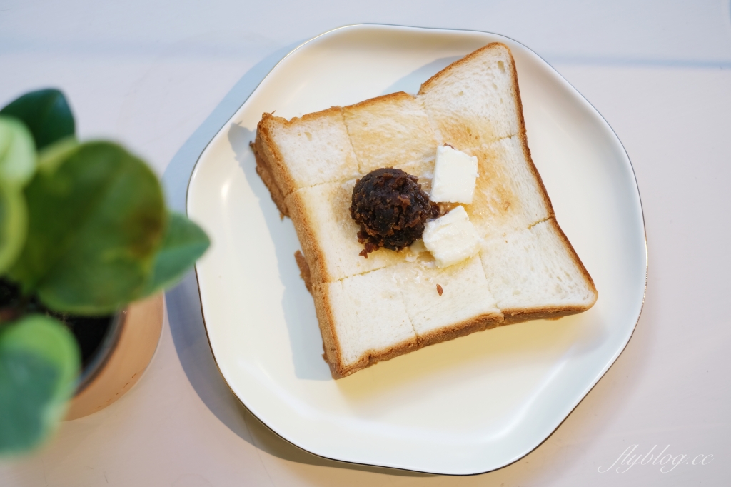 CAF&Eacute; de S&rsquo;AIME｜勤美商圈S’AIME東京企劃皮件咖啡館，坐擁草悟道第一排綠意美景 @飛天璇的口袋