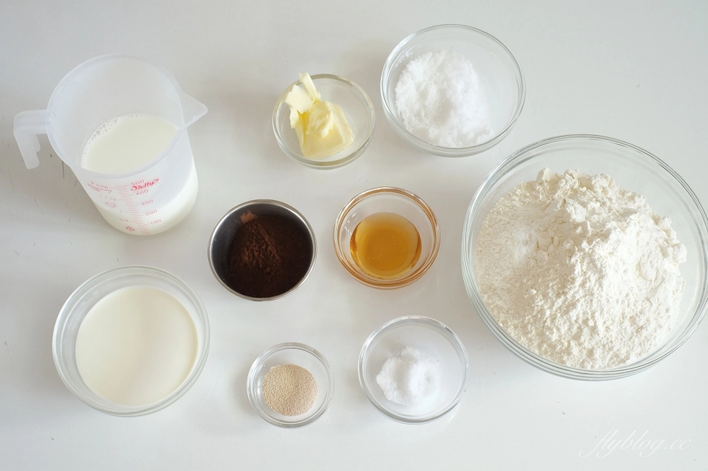 吐司食譜｜貓咪吐司的做法｜萌萌噠貓咪生吐司，三能貓咪吐司盒食譜 @飛天璇的口袋