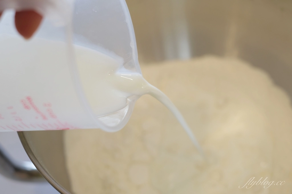 吐司食譜｜貓咪吐司的做法｜萌萌噠貓咪生吐司，三能貓咪吐司盒食譜 @飛天璇的口袋